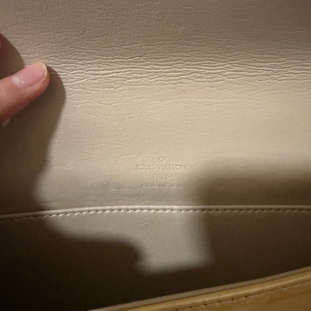Louis Vuitton Tan Monogram Shoulder Bag - Picture 6 of 7
